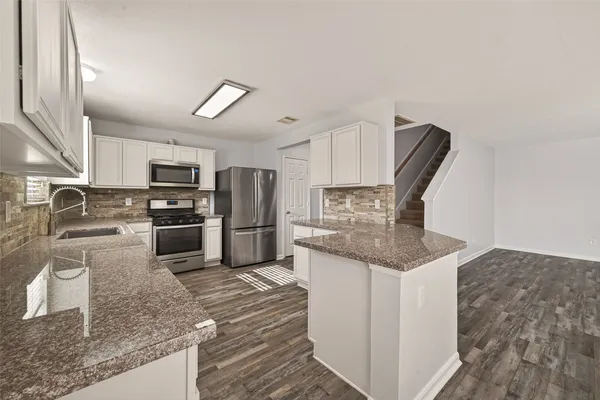 $1,950 | 7130 Cypress Prairie Drive, Cypress, TX 77433