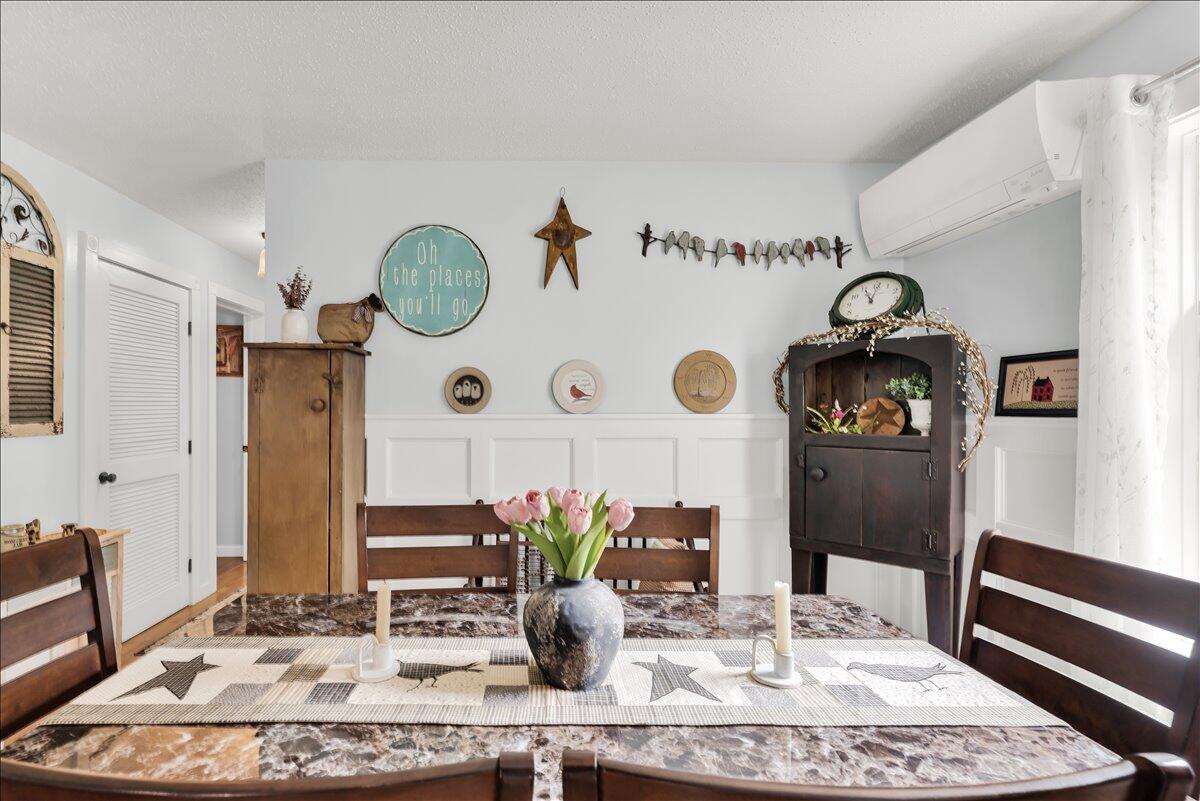 168 Baker Road Winterport, ME 04496 - Photo 16 of 49 Dining Room