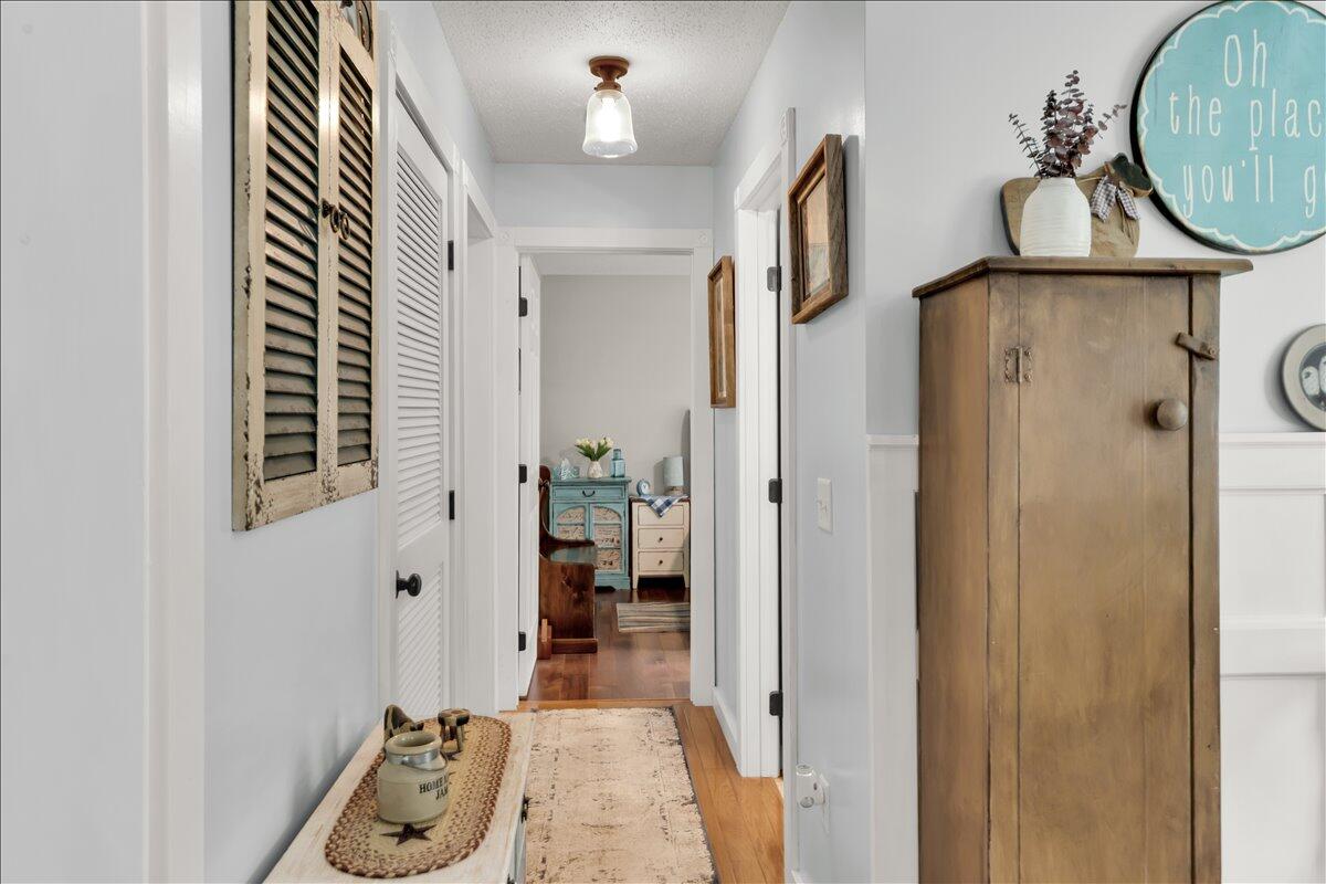 168 Baker Road Winterport, ME 04496 - Photo 22 of 49 Hallway