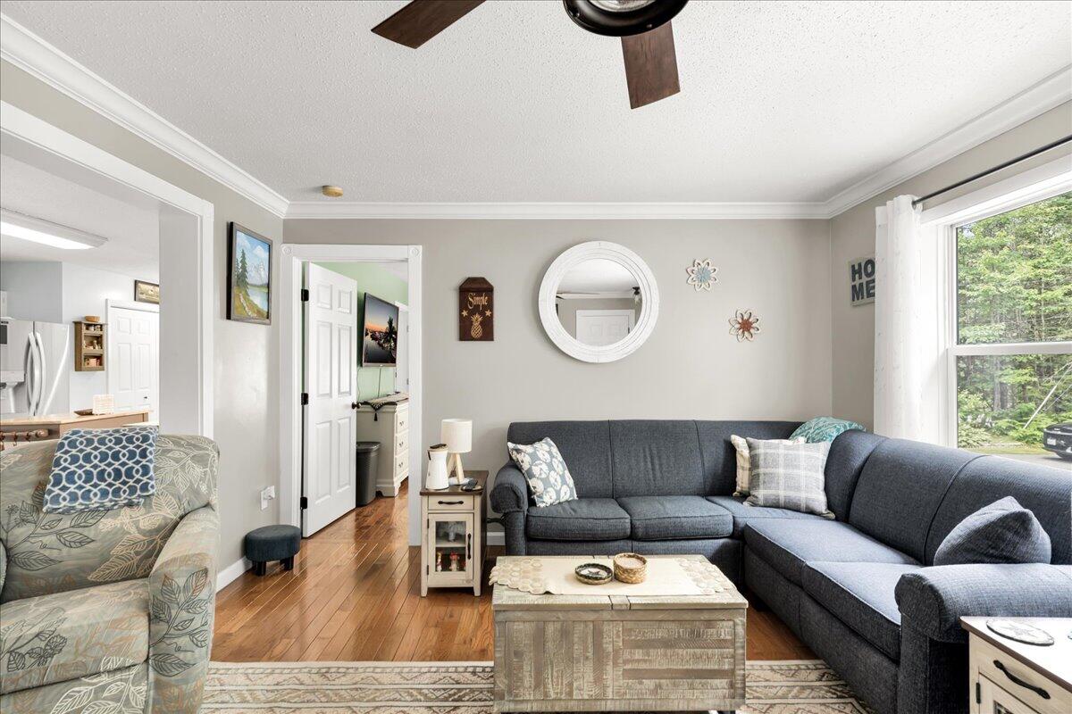 168 Baker Road Winterport, ME 04496 - Photo 4 of 49 Living Room