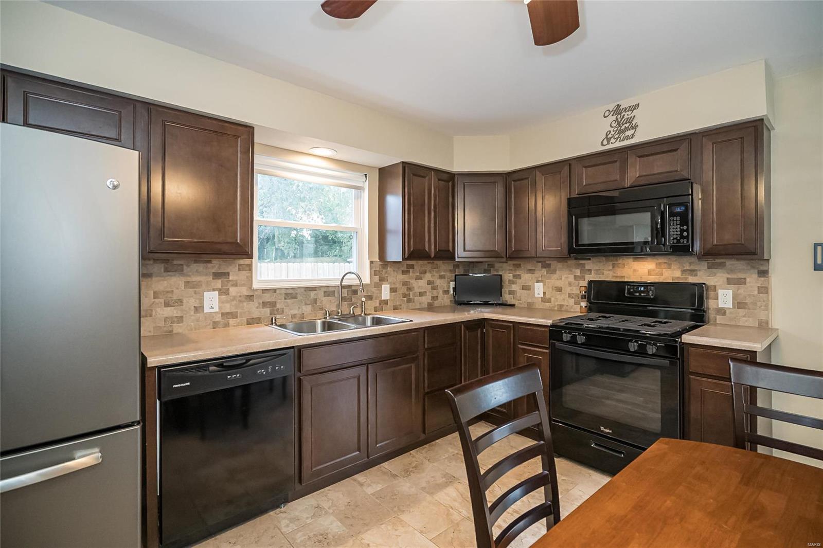 10808 Ritter Drive St. Louis, MO 63114 - Photo 13 of 38 Gallery Image 13