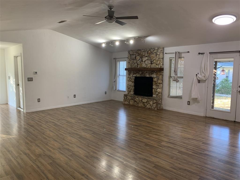 4325 Northeast 3rd Court Ocala, FL 34479 - Photo 8 of 34