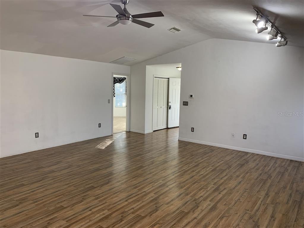 4325 Northeast 3rd Court Ocala, FL 34479 - Photo 9 of 34