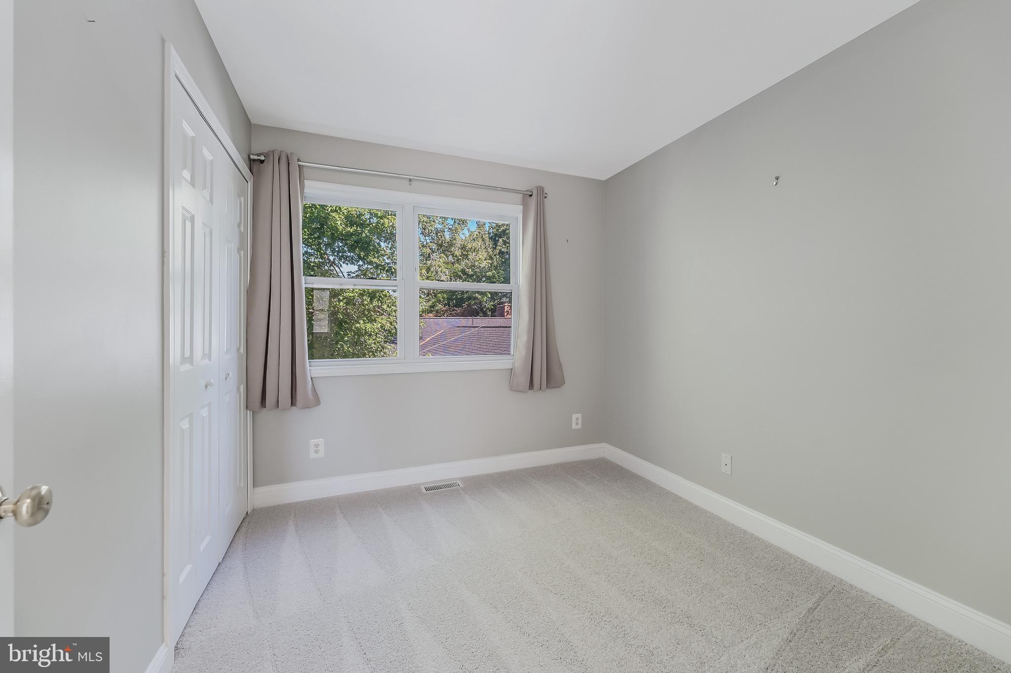 151 South Fox Road Sterling, VA 20164 - Photo 36 of 47 Bedroom #3