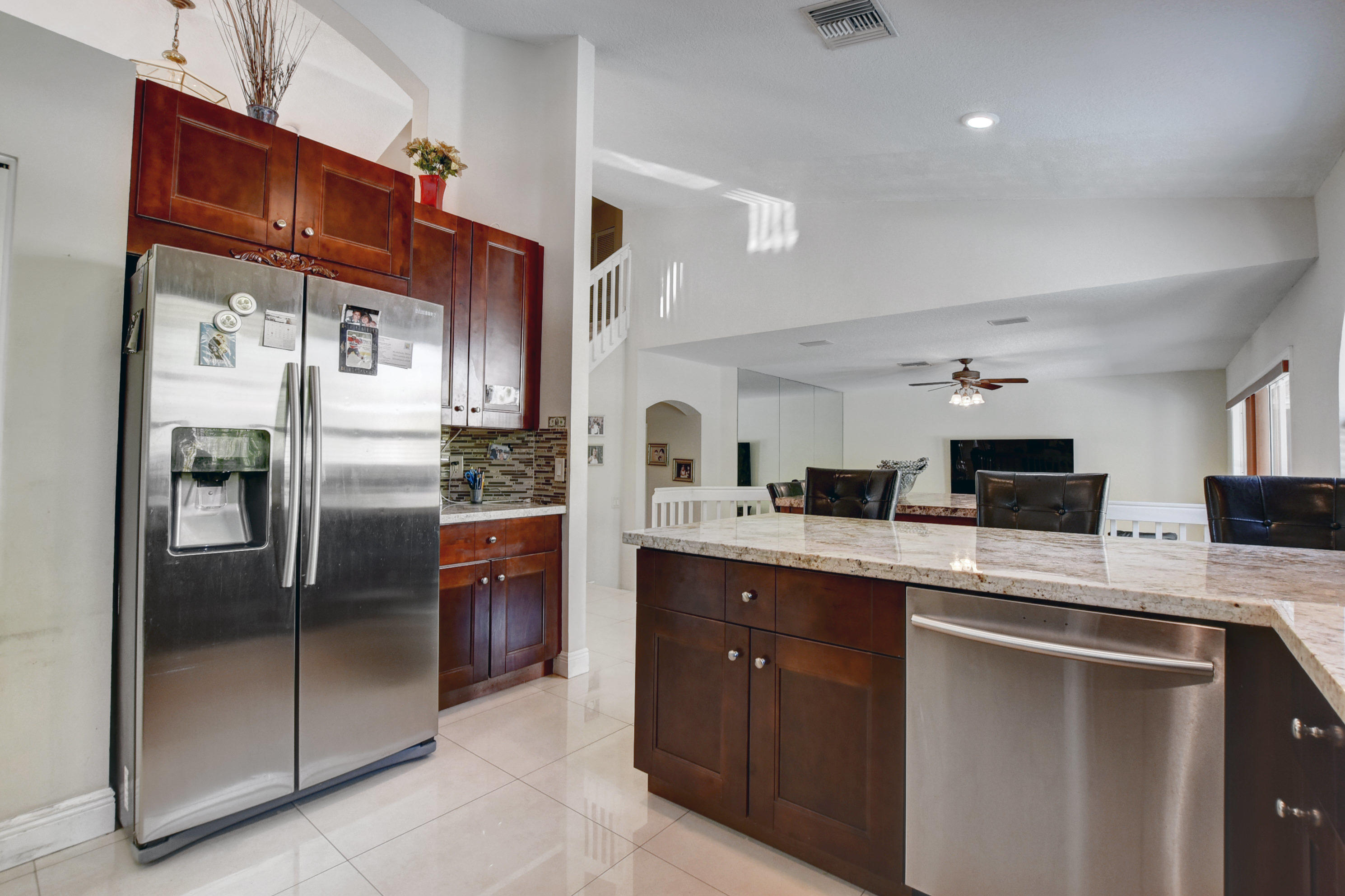 19844 Dinner Key Drive Boca Raton, FL 33498 - Photo 16 of 49 Kitchen