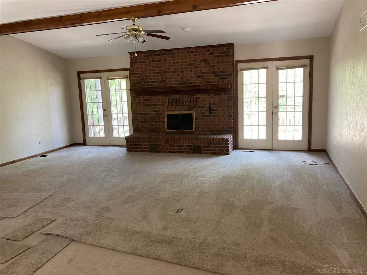 11191 Wealthy Lane Romeo, MI 48065 - Photo 3 of 14