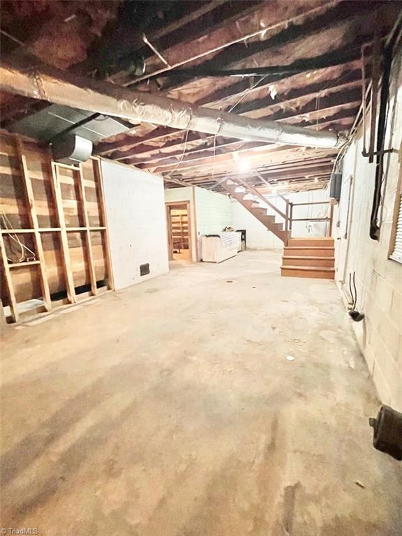 14281 Longbottom Road Traphill, NC 28685 - Photo 19 of 30 Gallery Image 19