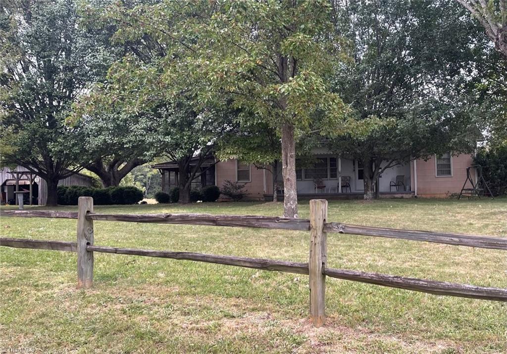 14281 Longbottom Road Traphill, NC 28685 - Photo 23 of 30 Gallery Image 23