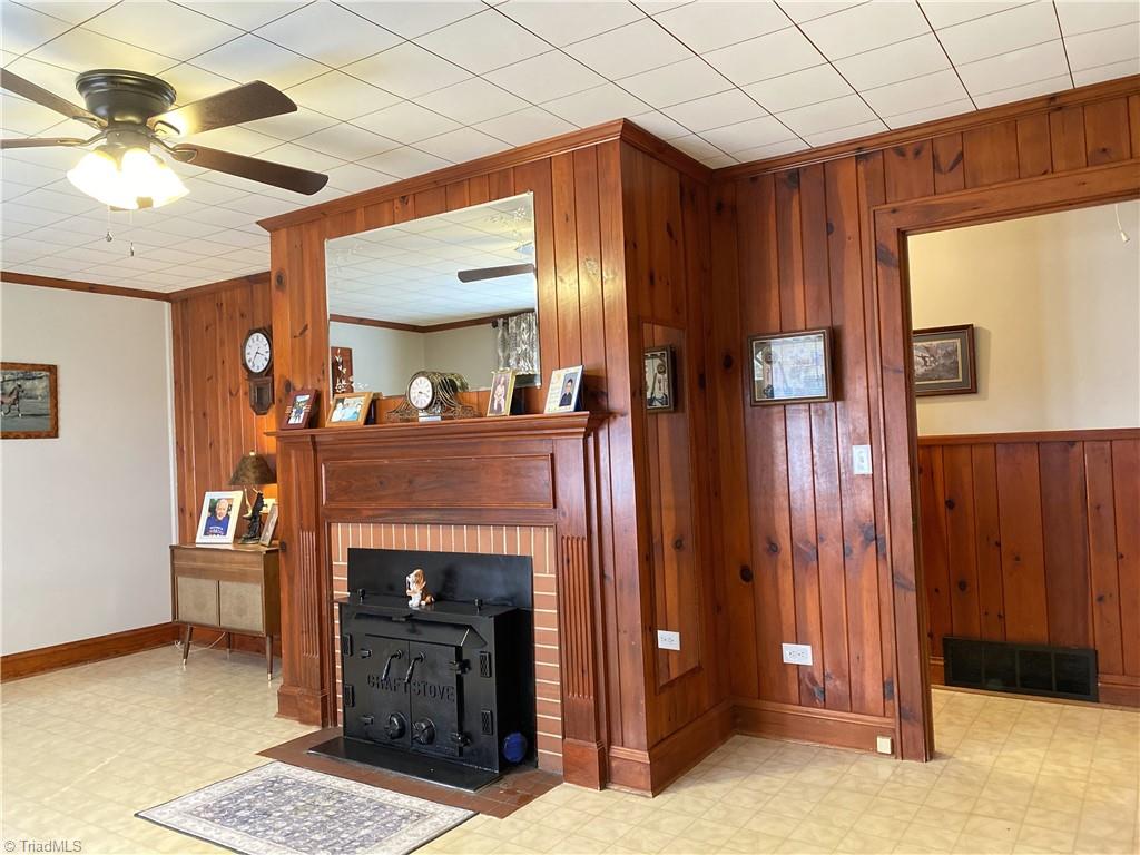 14281 Longbottom Road Traphill, NC 28685 - Photo 5 of 30 Gallery Image 5