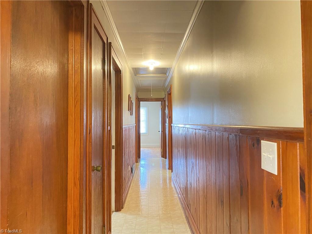 14281 Longbottom Road Traphill, NC 28685 - Photo 10 of 30 Gallery Image 10