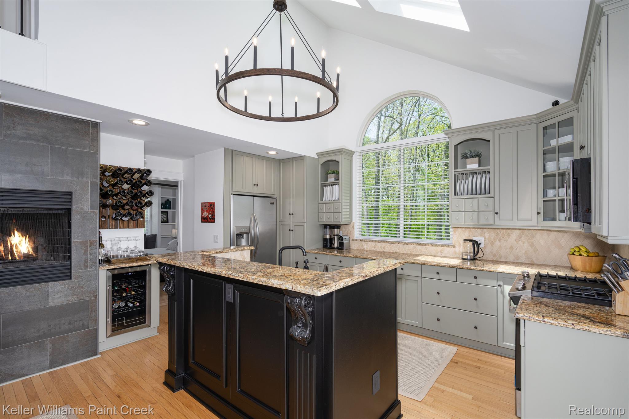 970 Rochester Road Leonard, MI 48367 - Photo 24 of 92 Kitchen
