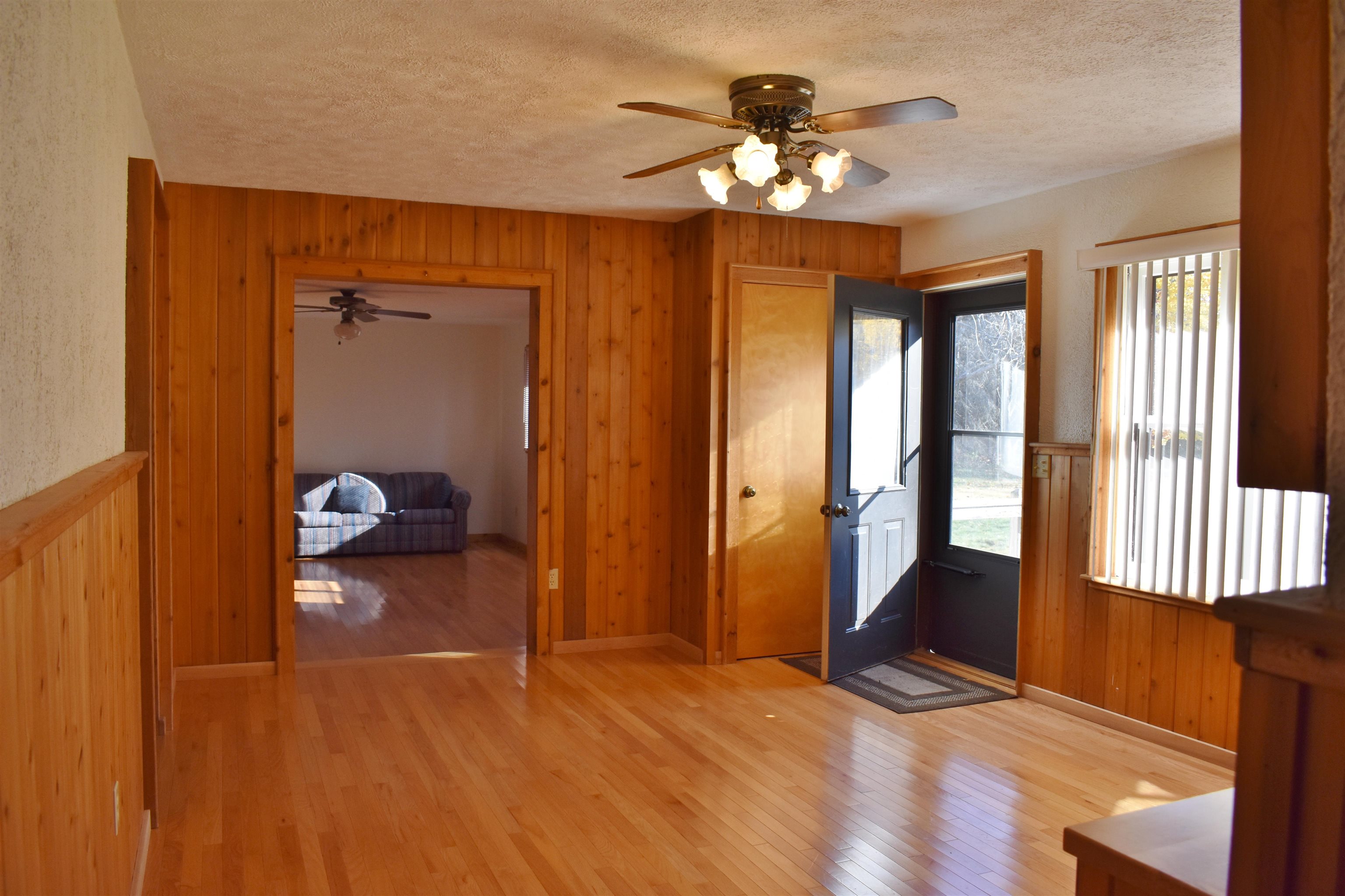 9192 Platte Road Beulah, MI 49617 - Photo 15 of 34 1906340-14.JPG