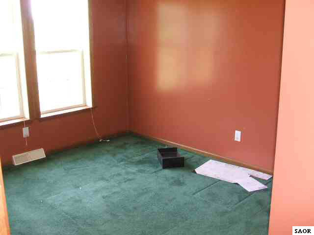 8222 South Byron Road Gaines, MI 48436 - Photo 8 of 8 45754-7.JPG