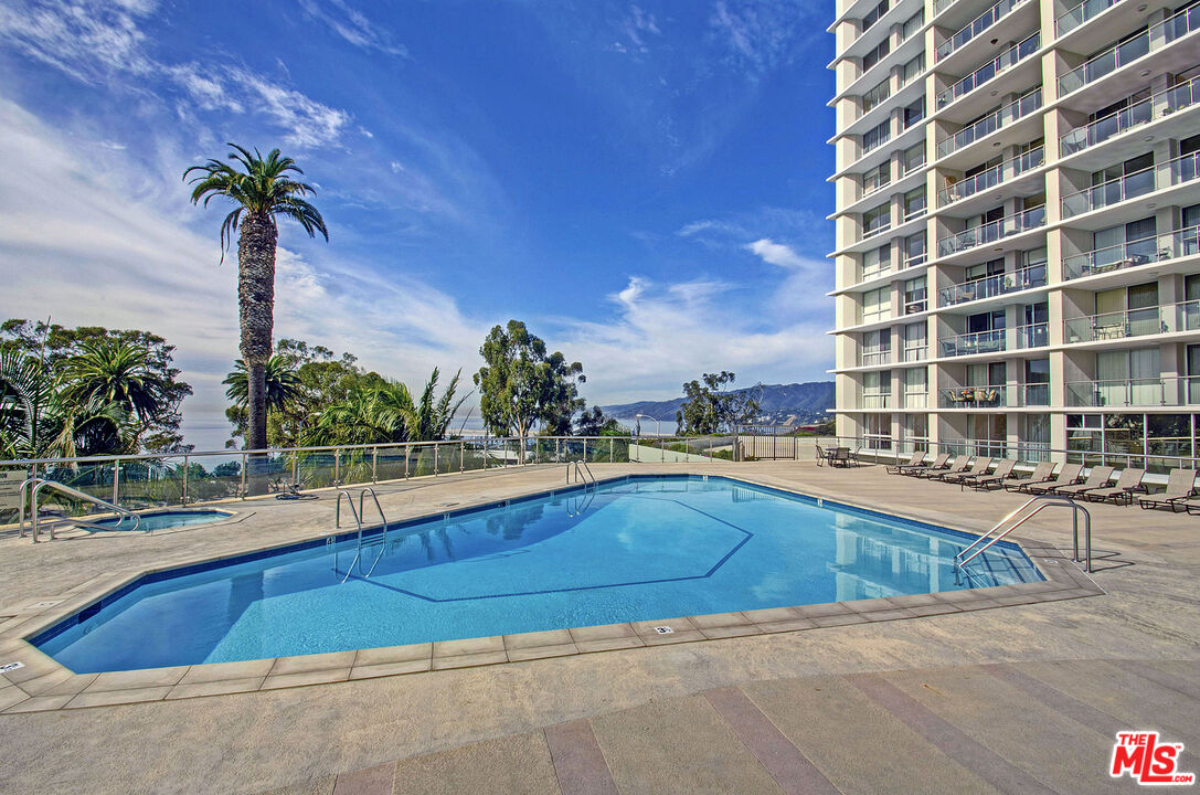 201 Ocean Avenue, Unit 301P Santa Monica, CA 90402 - Photo 40 of 59
