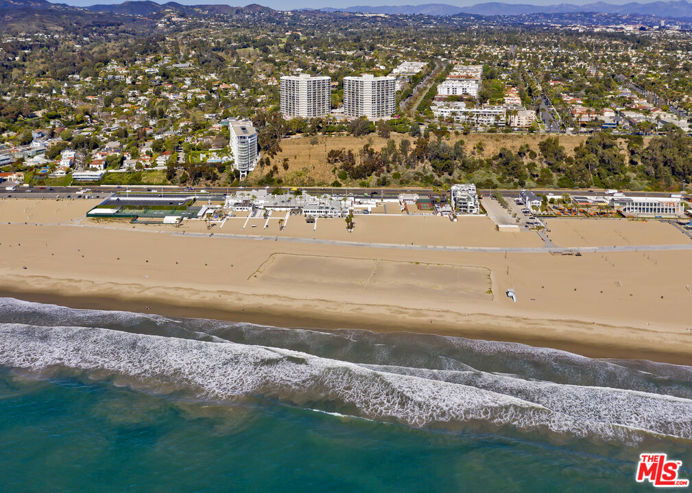 201 Ocean Avenue, Unit 301P Santa Monica, CA 90402 - Photo 54 of 59 a view of a city with an ocean view