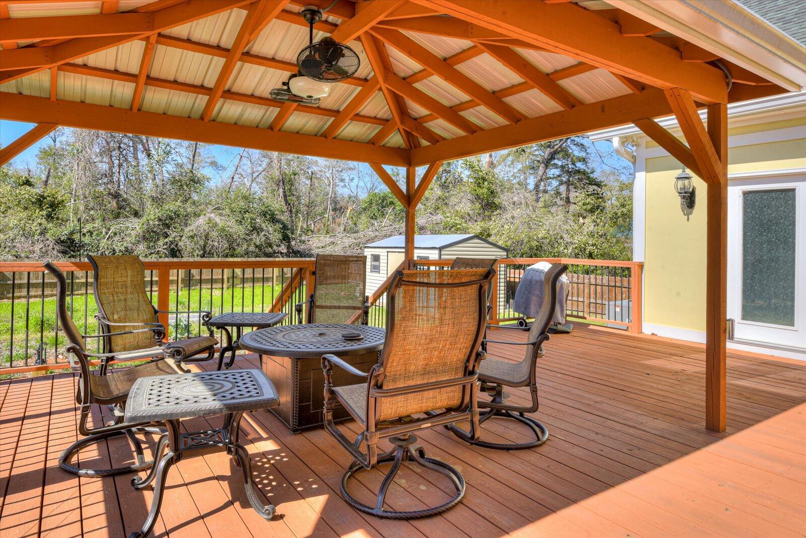 503 Jones Avenue Waynesboro, GA 30830 - Photo 15 of 19 deck
