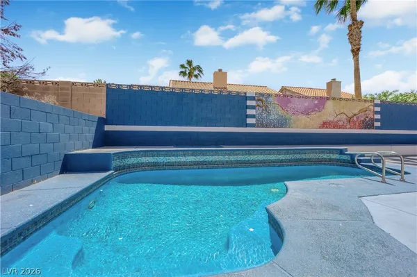 $785,000 | 1585 East Darryl Avenue, Las Vegas, NV 89123