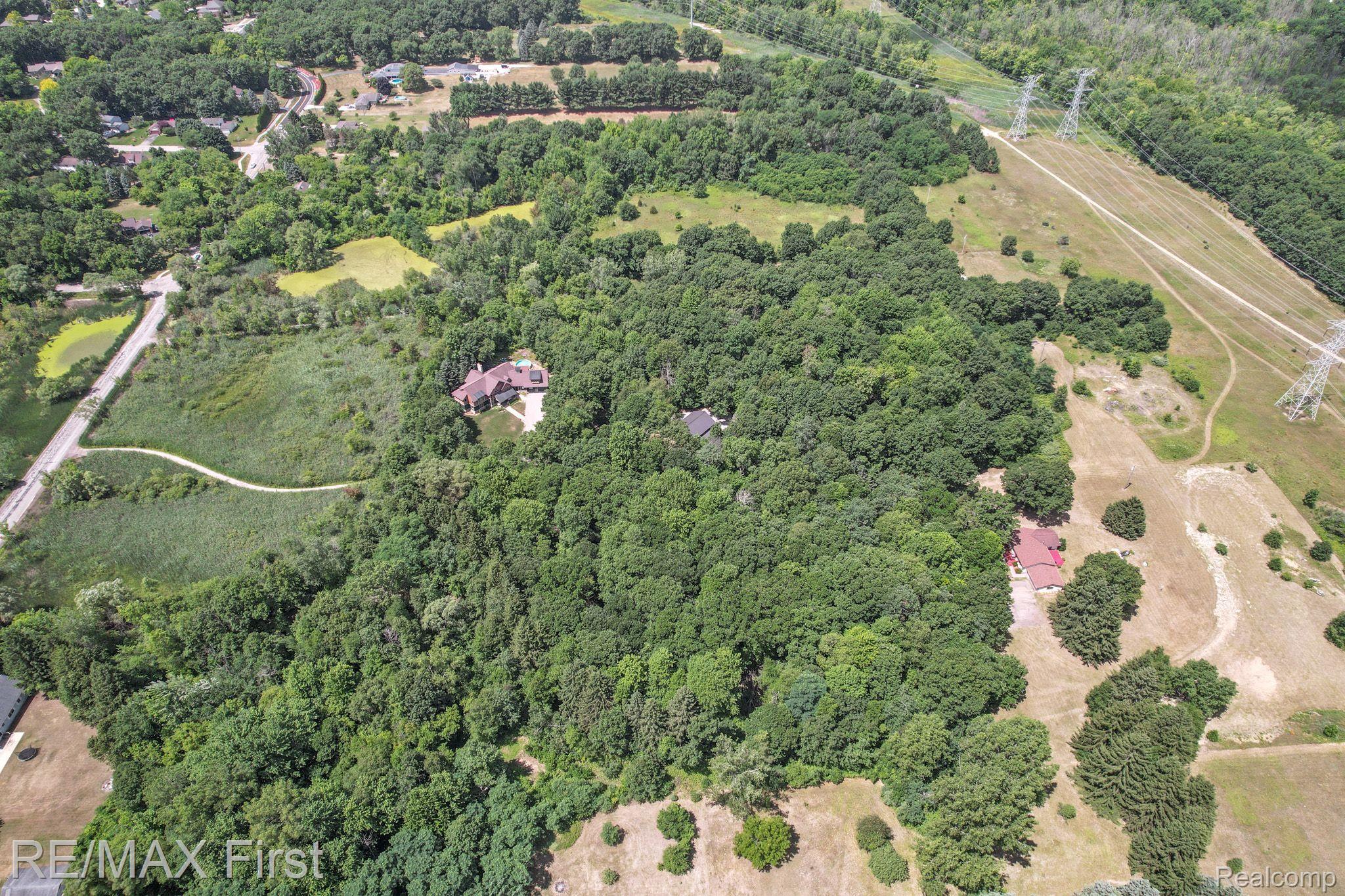 4150 Maybee Road Lake Orion, MI 48359 - Photo 59 of 62 Gallery Image 59