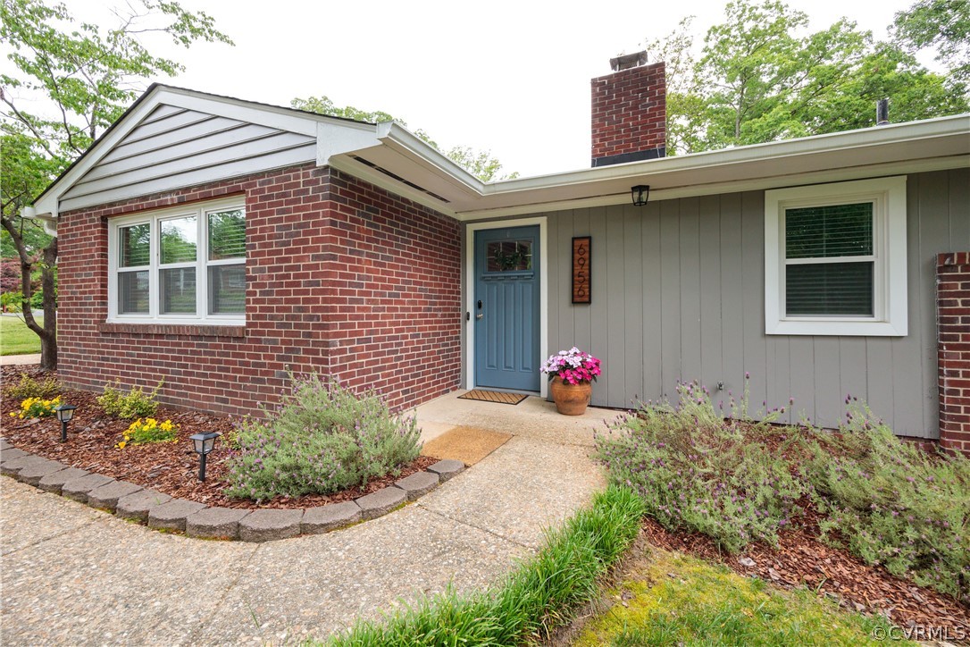 6956 Navaho Road Richmond, VA 23225 - Photo 5 of 41 Gallery Image 5