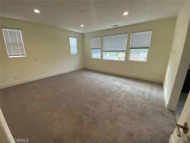 $4,000 | 338 Ventasso Way, Fallbrook, CA 92028