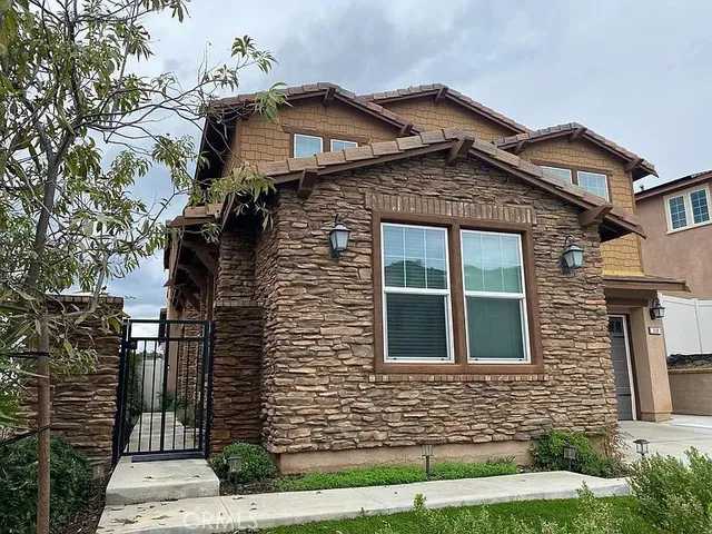 $4,000 | 338 Ventasso Way, Fallbrook, CA 92028