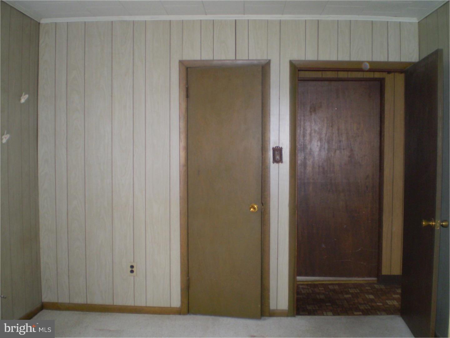 1099 Riverside Drive Pottstown, PA 19465 - Photo 7 of 11 Gallery Image 7