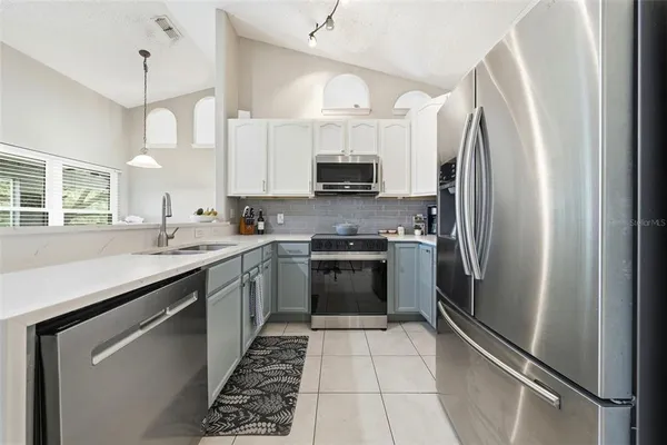 $359,900 | 2505 Carmel Lane, Eustis, FL 32726