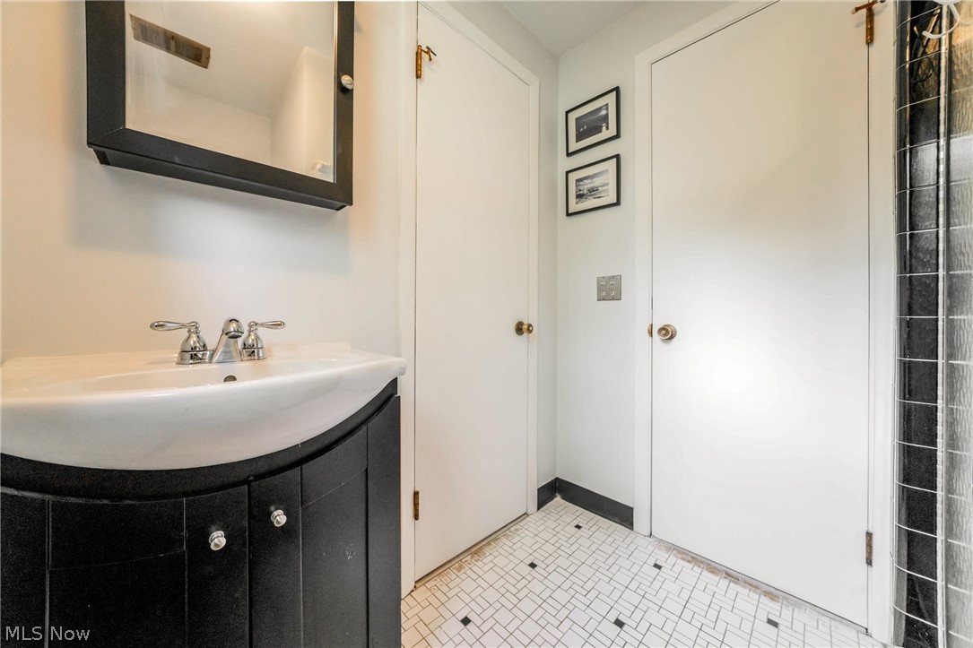 23225 Bryden Road Shaker Heights, OH 44122 - Photo 26 of 39 Bathroom