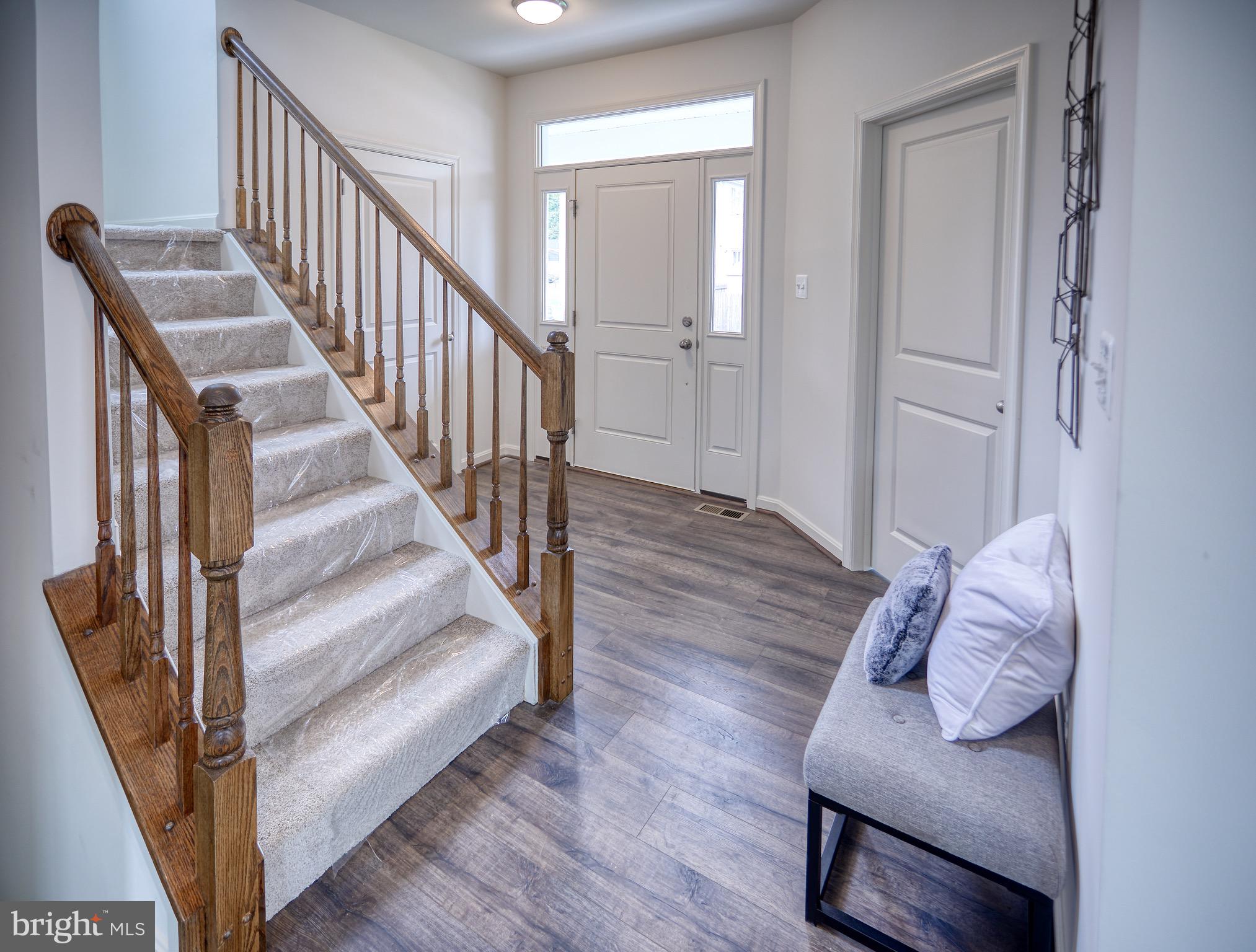 203 Patuxent Avenue Rosedale, MD 21237 - Photo 2 of 32 Foyer