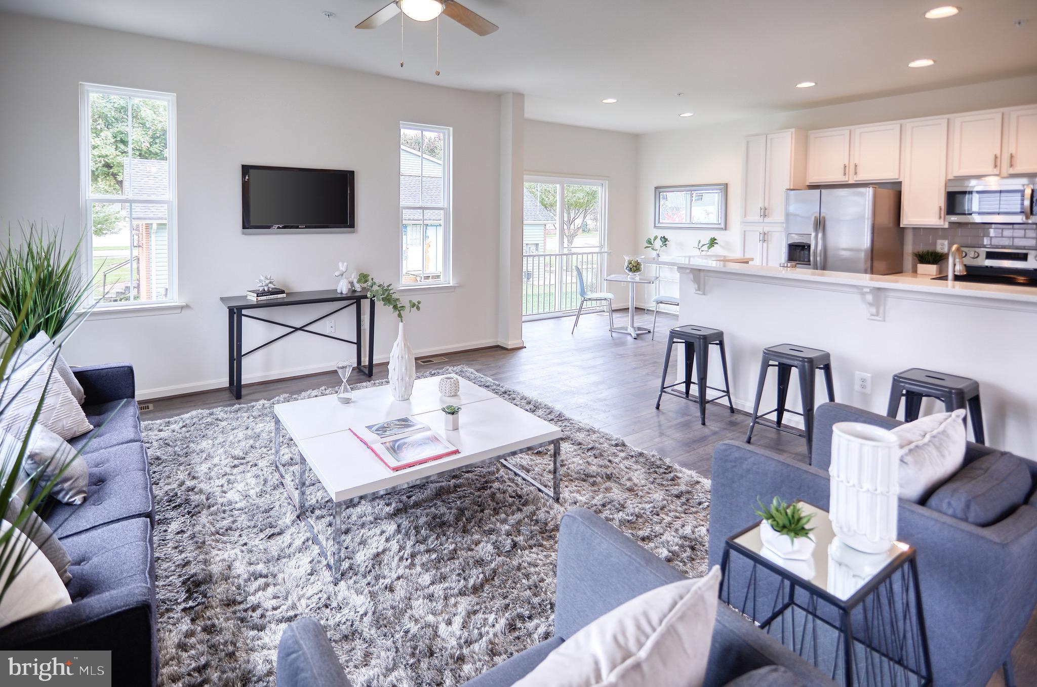203 Patuxent Avenue Rosedale, MD 21237 - Photo 5 of 32 Family Room off of Kitchen