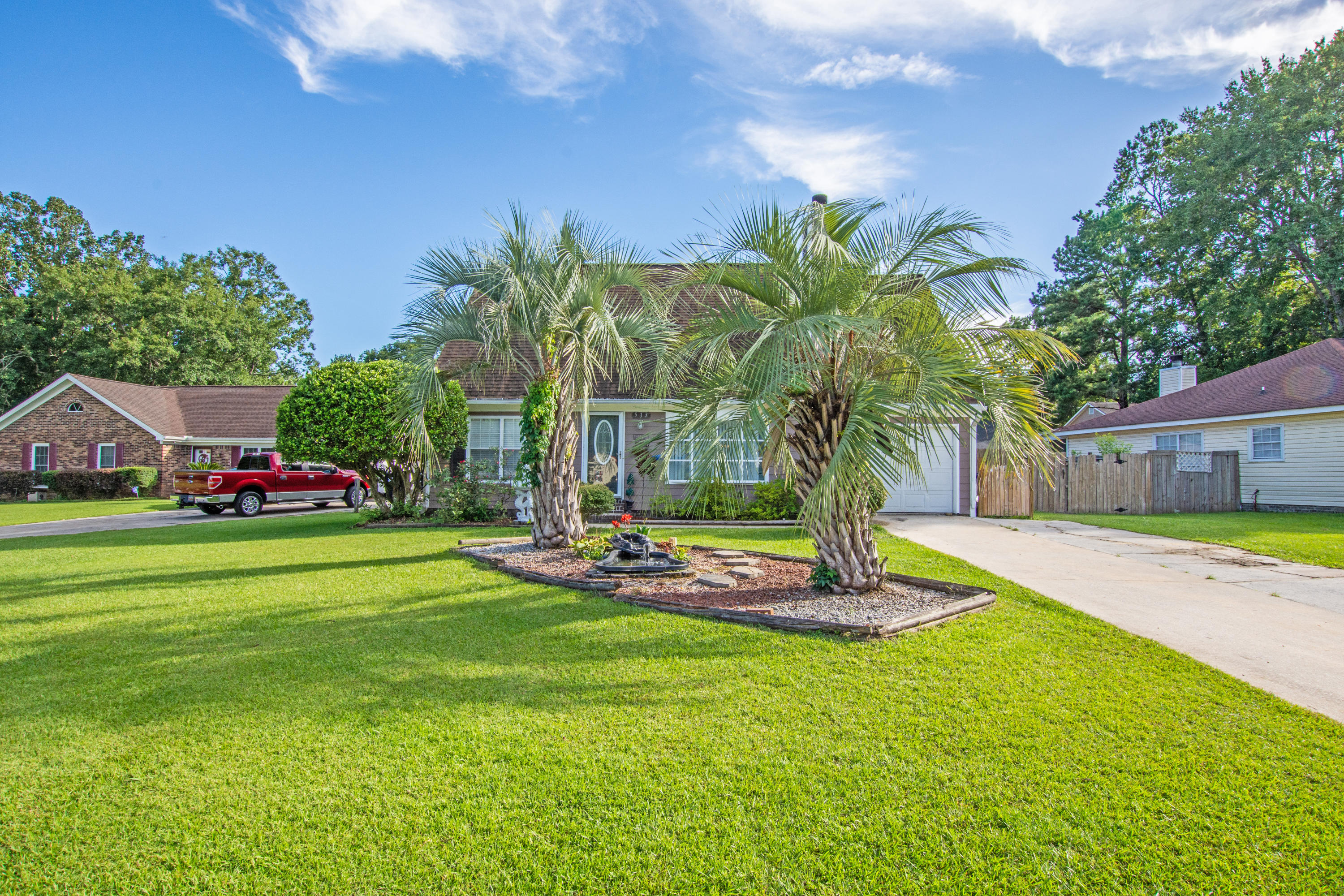 513 Laurel Ridge Road Charleston, SC 29418 - Photo 3 of 32 0-3