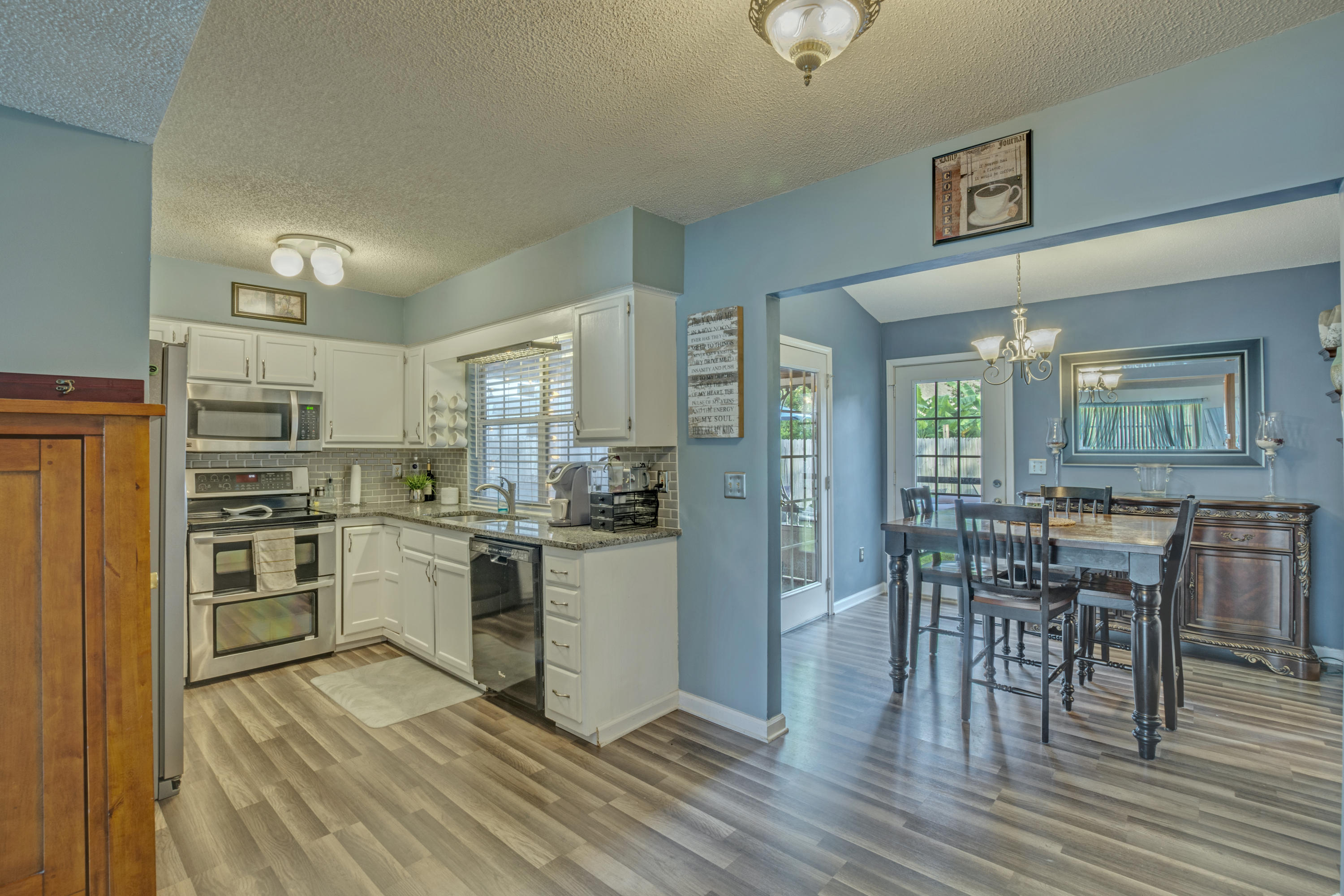 513 Laurel Ridge Road Charleston, SC 29418 - Photo 9 of 32 24
