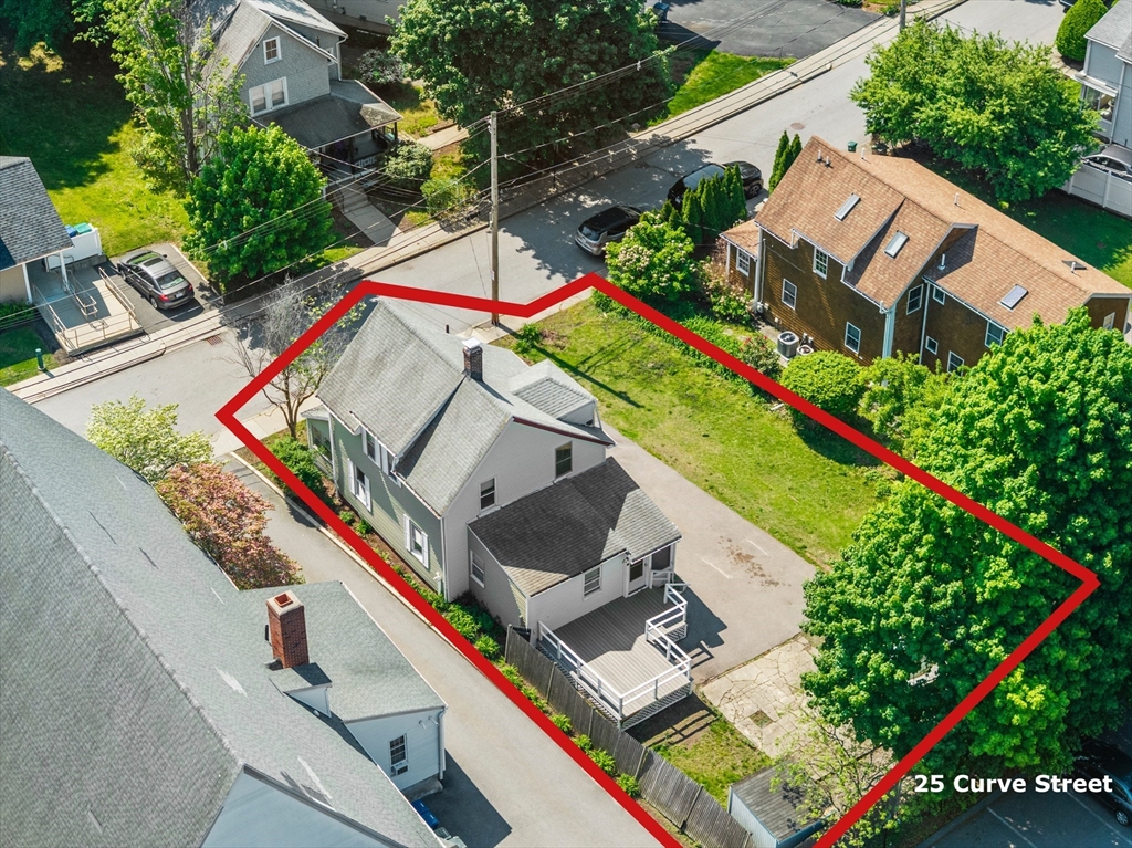 25 Curve Street Newton, MA 02465 - Photo 37 of 40