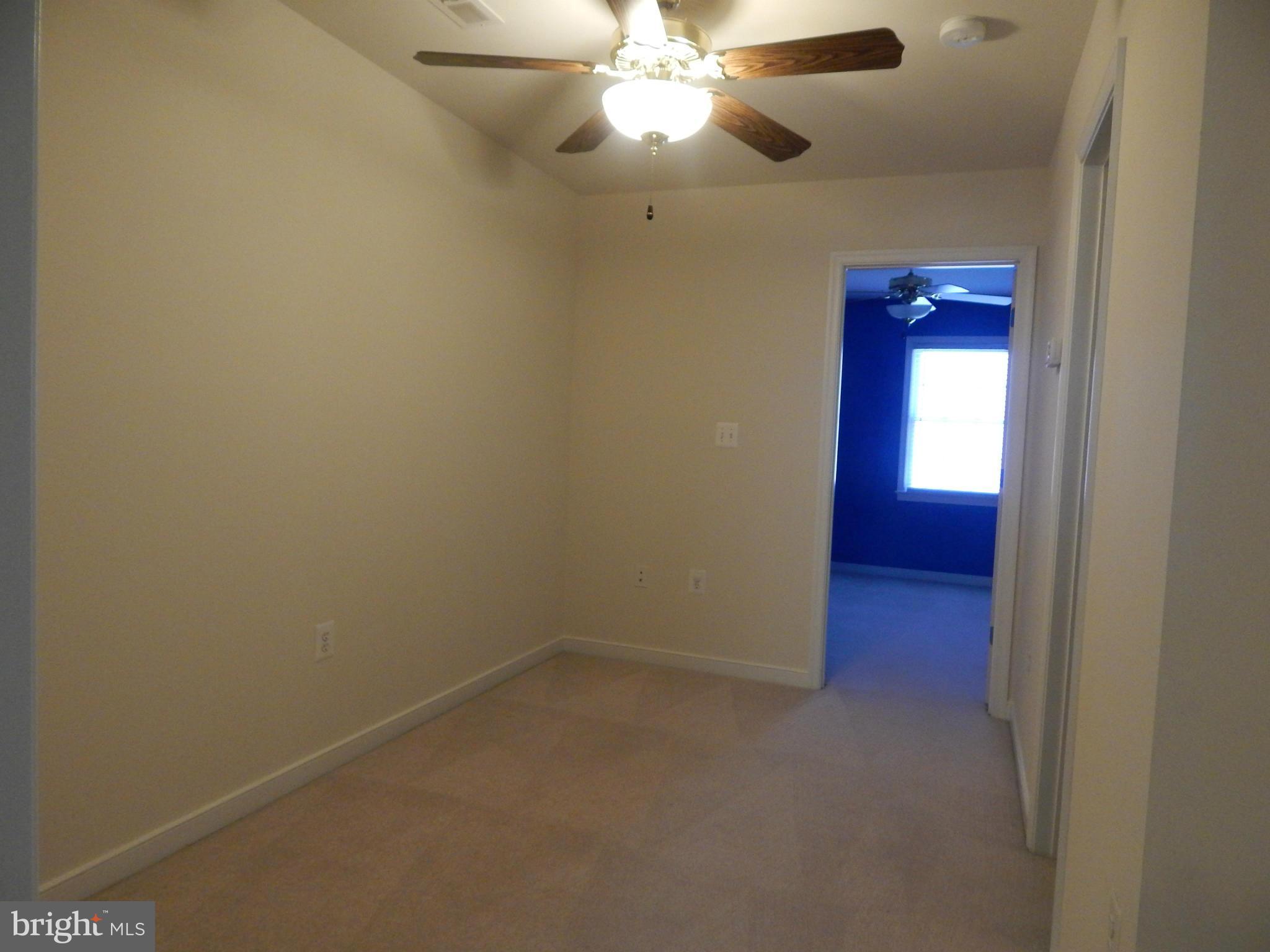 12118 Monterey Road Ruther Glen, VA 22546 - Photo 11 of 16 Office area