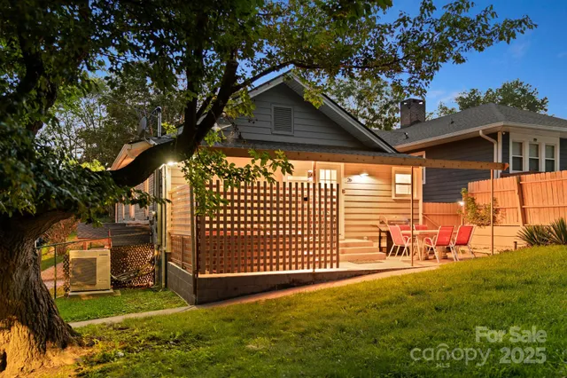 $830,000 | 26 Hanover Street, Asheville, NC 28806