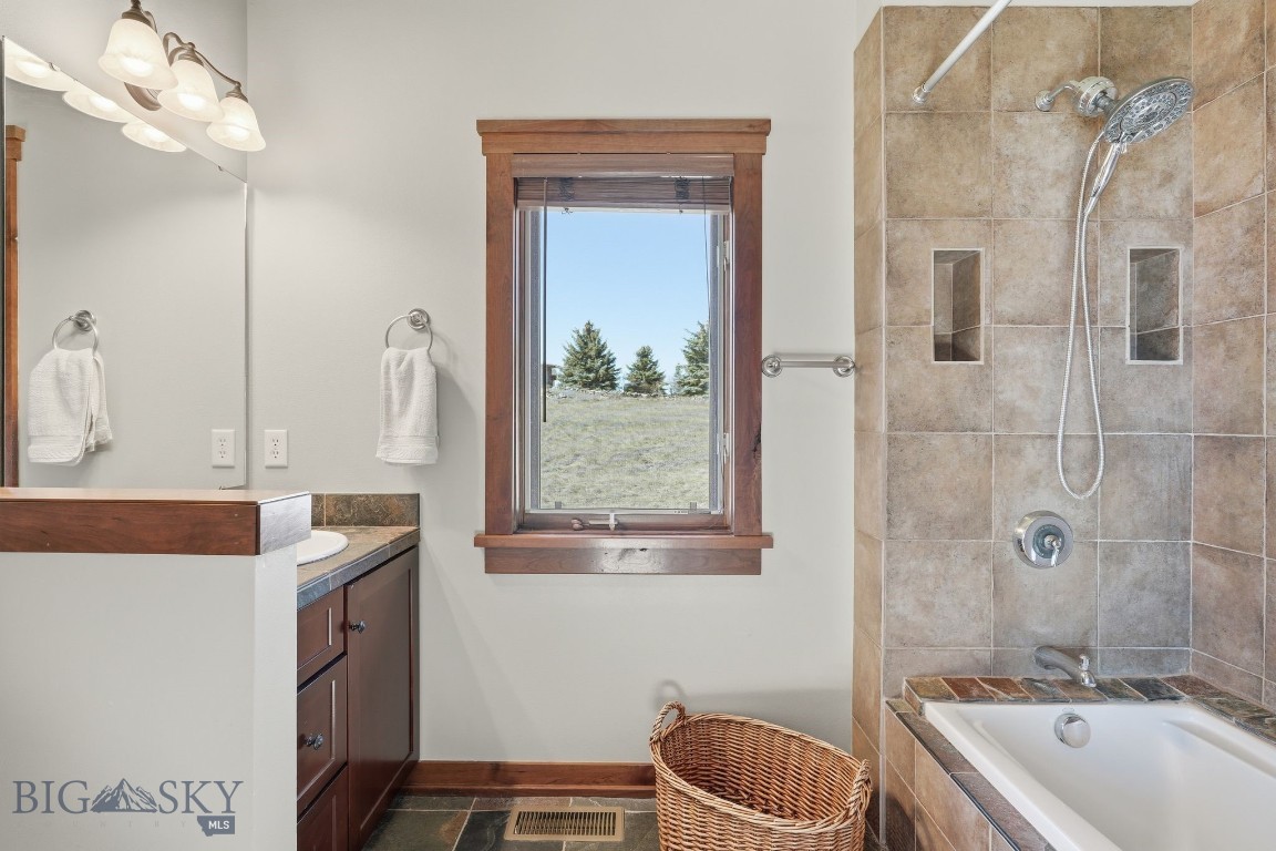 1240 Twin River Cutoff Road Manhattan, MT 59741 - Photo 71 of 88 Guest house primary ensuite