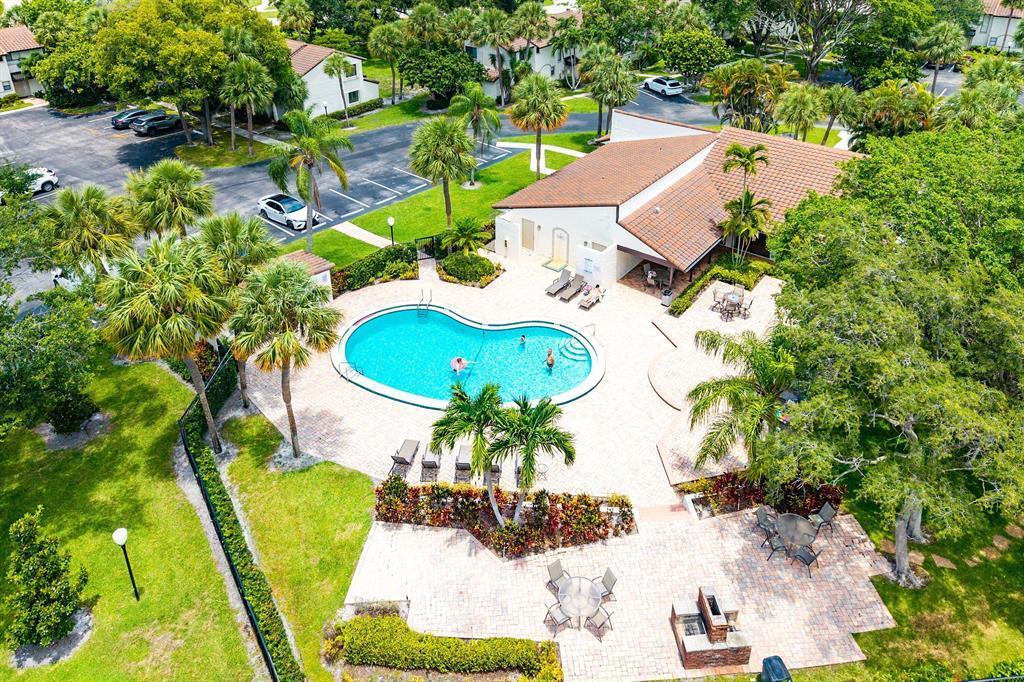 7200 Northwest 2nd Avenue, Unit 126 Boca Raton, FL 33487 - Photo 31 of 35 Pool