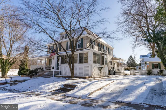 $350,000 | 106 Albany Avenue, Barrington, NJ 08007