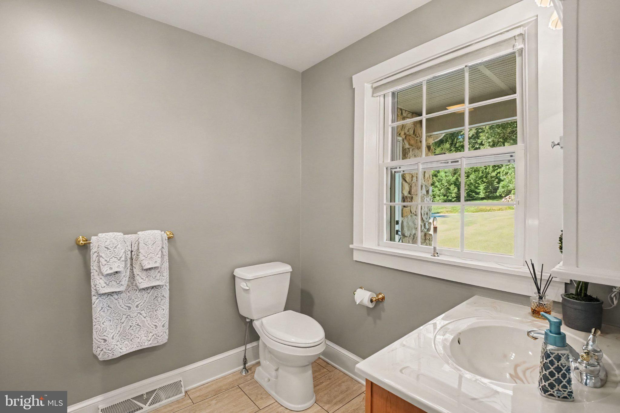 316 Sunnyside Road Newmanstown, PA 17073 - Photo 23 of 81 Main Level Full Bath