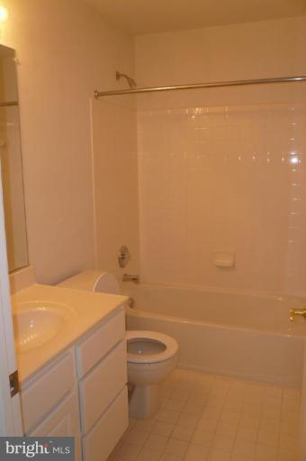 8115 Hard Shale Road Manassas, VA 20111 - Photo 24 of 26 Full Lower Level Bathroom