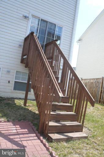 8115 Hard Shale Road Manassas, VA 20111 - Photo 4 of 26 Exterior #4