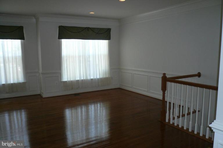 8115 Hard Shale Road Manassas, VA 20111 - Photo 9 of 26 Living Room #3