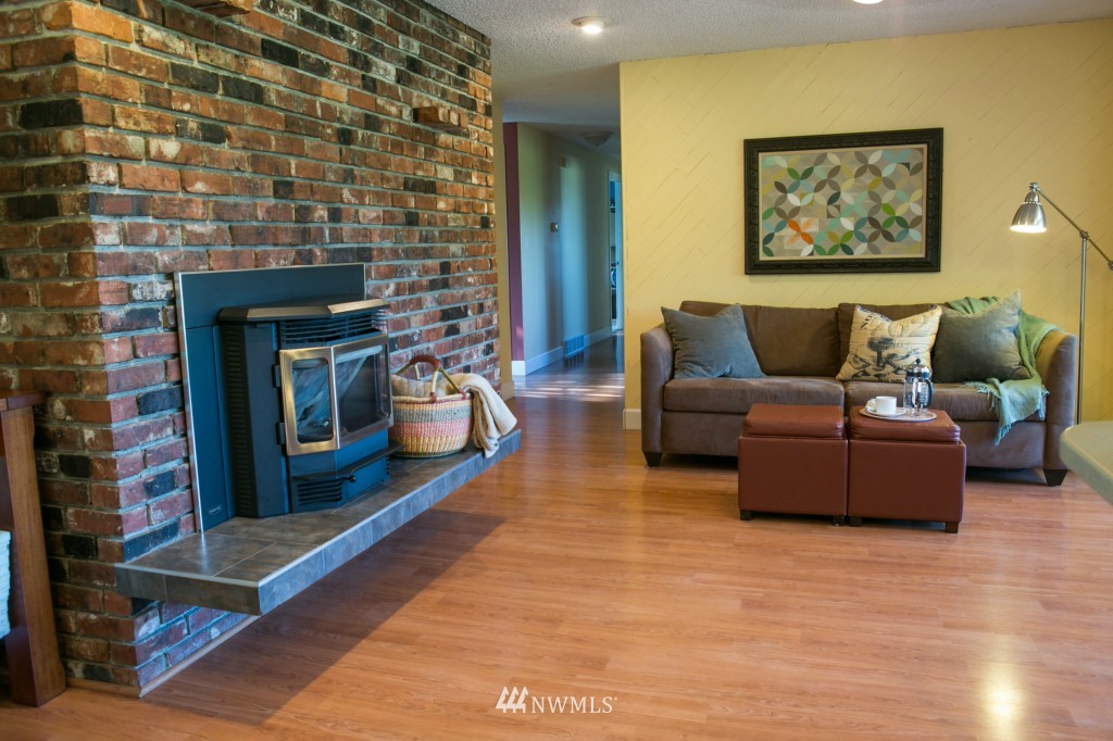 20927 Ben Howard Road Monroe, WA 98272 - Photo 5 of 25 Gallery Image 5