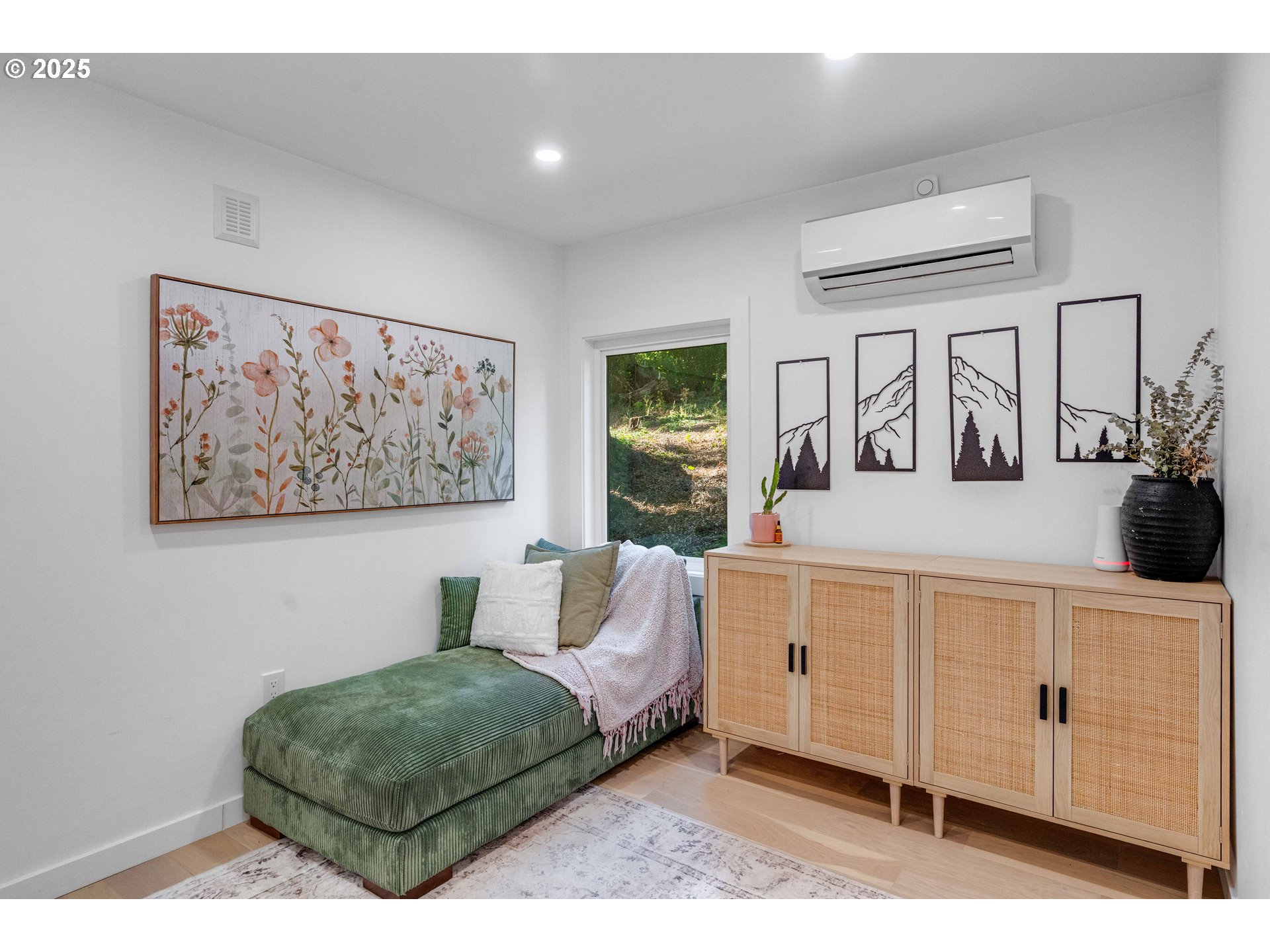 5247 Southwest Garden Home Road Portland, OR 97219 - Photo 14 of 37