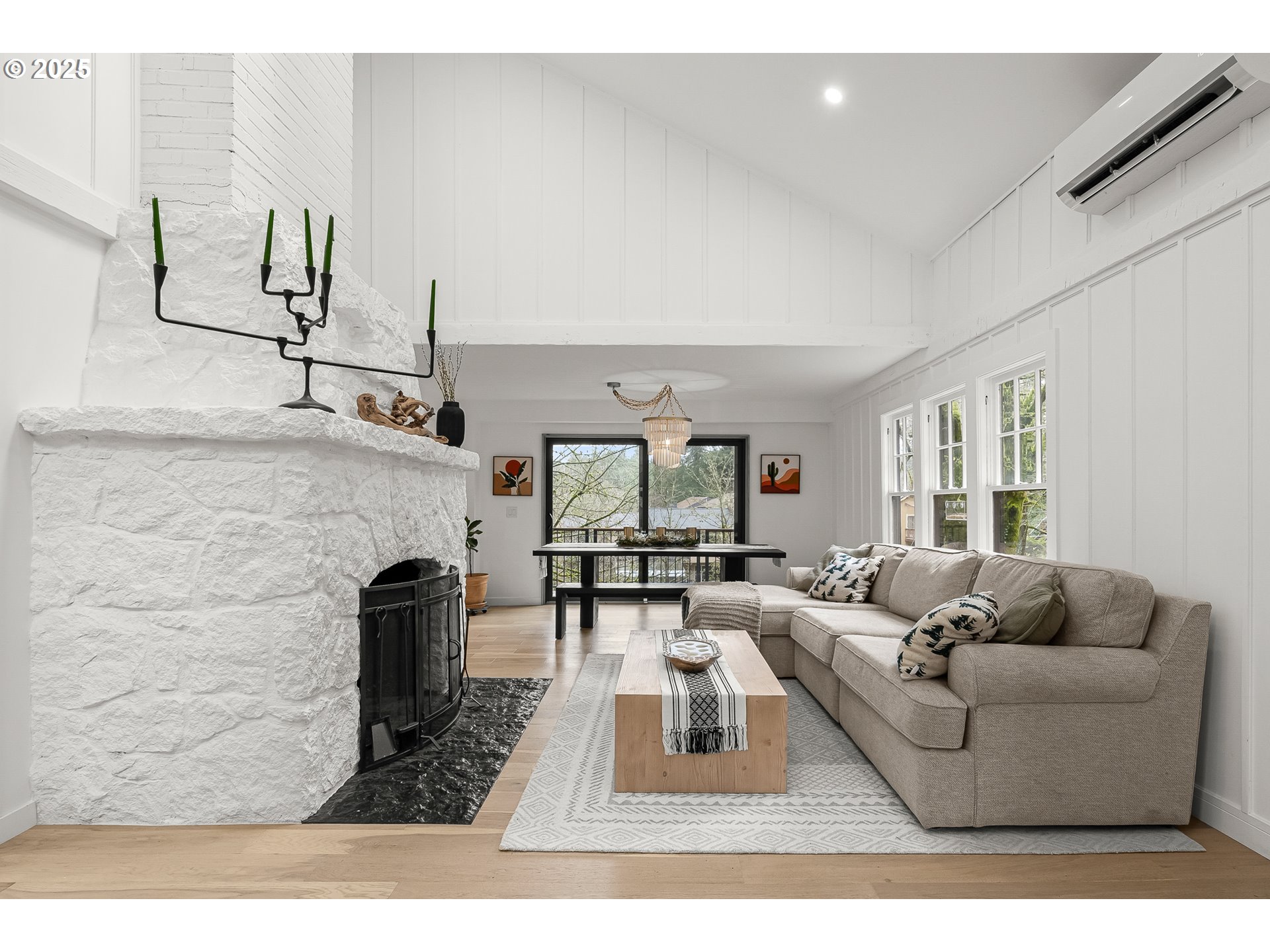 5247 Southwest Garden Home Road Portland, OR 97219 - Photo 2 of 37