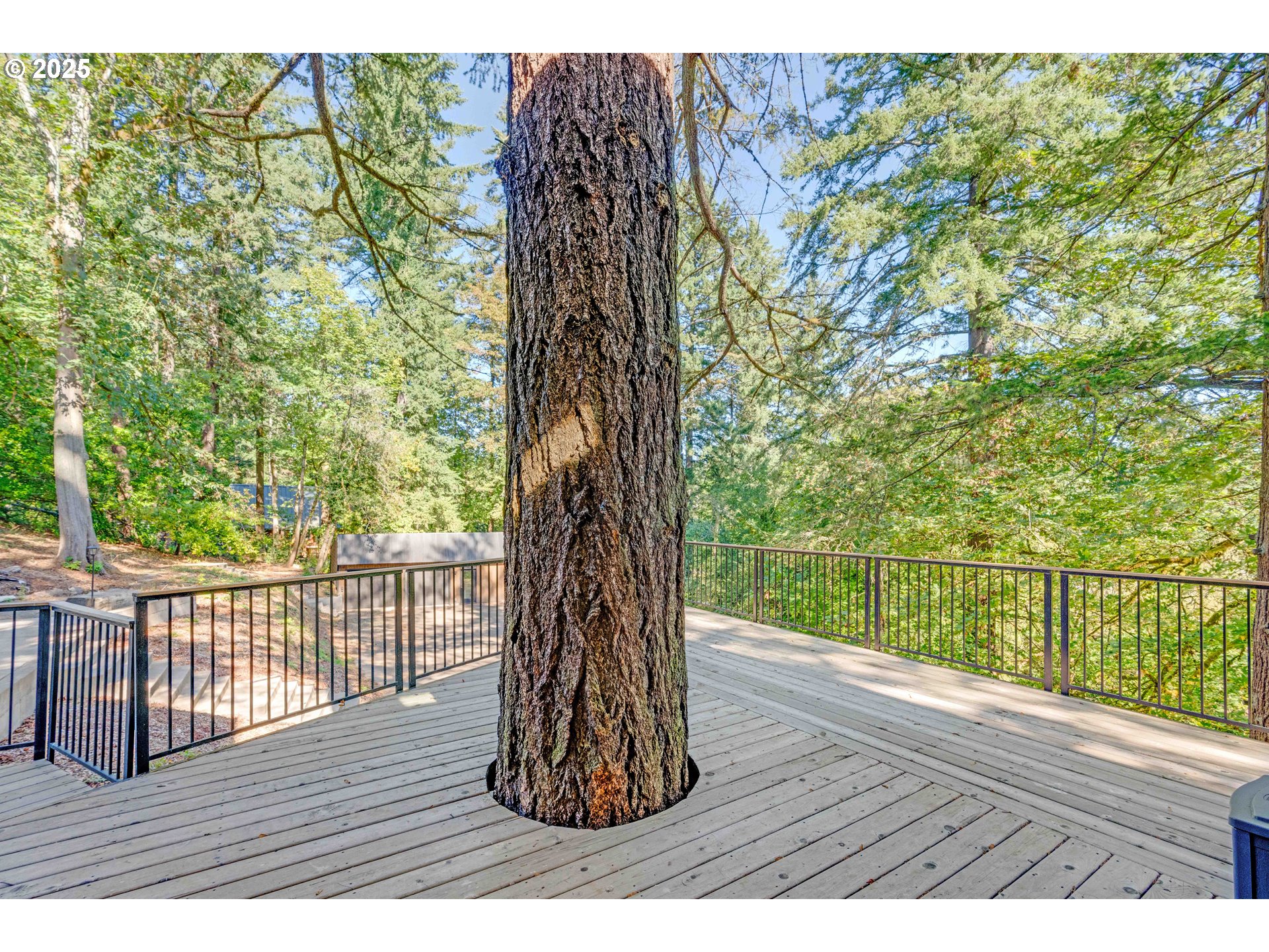 5247 Southwest Garden Home Road Portland, OR 97219 - Photo 29 of 37