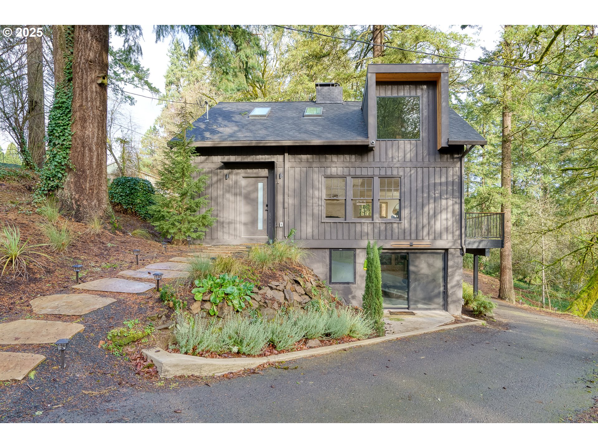 5247 Southwest Garden Home Road Portland, OR 97219 - Photo 34 of 37