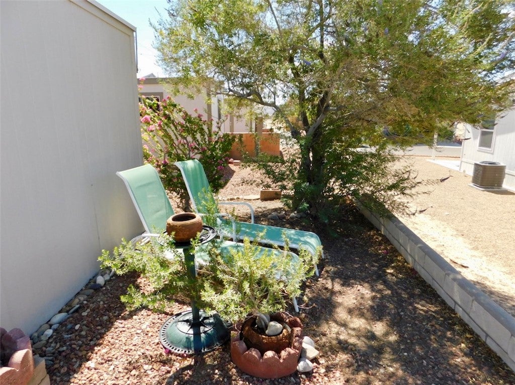 2066 East El Rodeo Road, Unit 43 Fort Mohave, AZ 86426 - Photo 5 of 44 Gallery Image 5