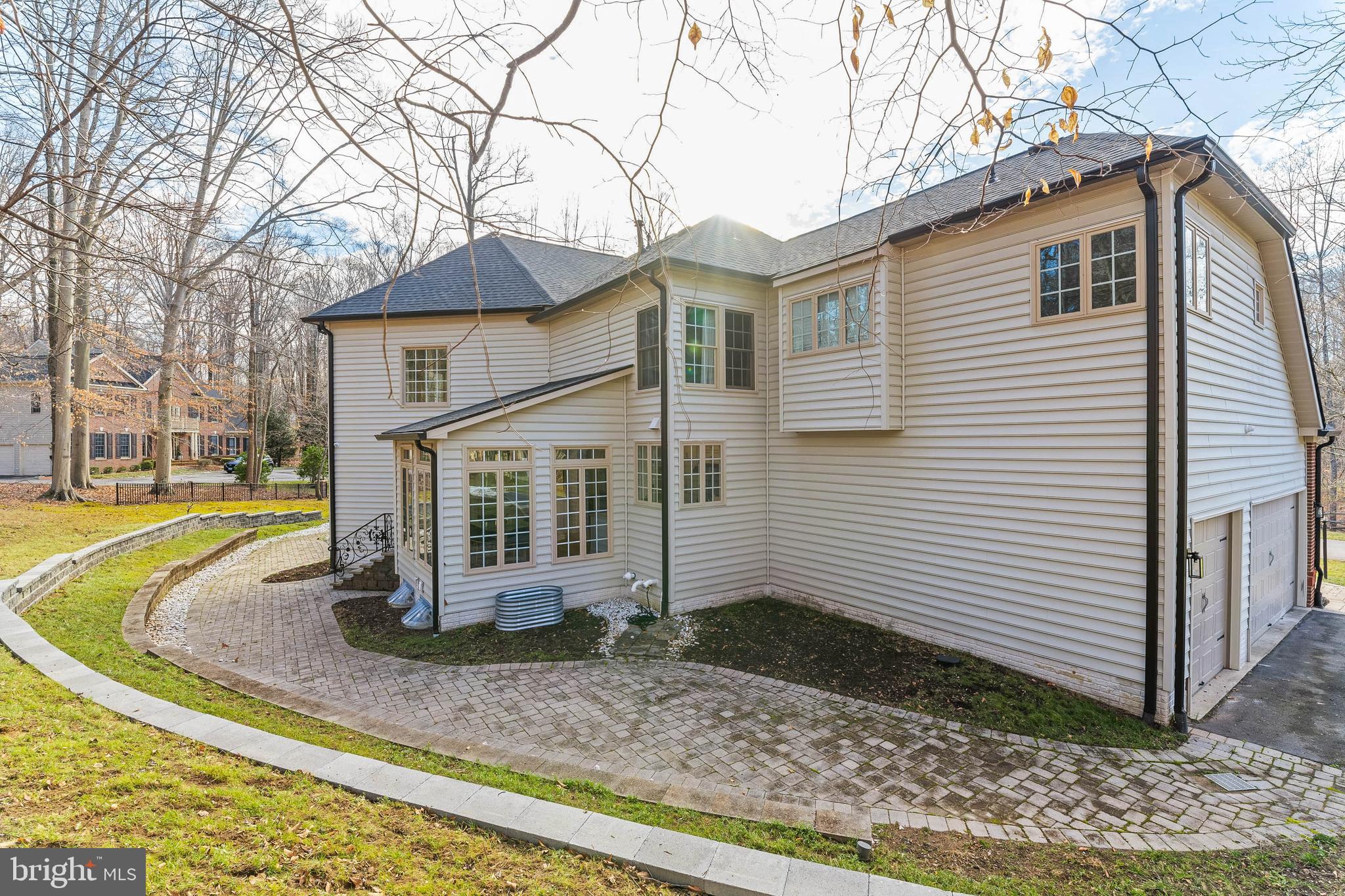212 May Lane Edgewater, MD 21037 - Photo 55 of 68 Side view from garage to rear patio