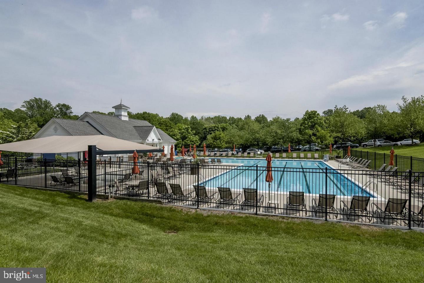 212 May Lane Edgewater, MD 21037 - Photo 57 of 68 Community Pool